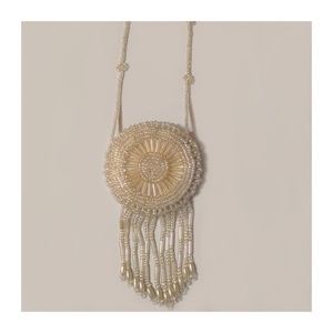 VTG White Chaquira Pocket necklace
